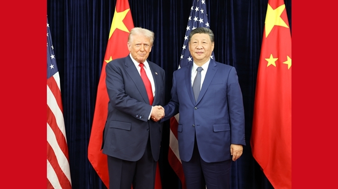 习近平同美国总统特朗普在釜山举行会晤 习近平同美国总统特朗普在釜山举行会晤